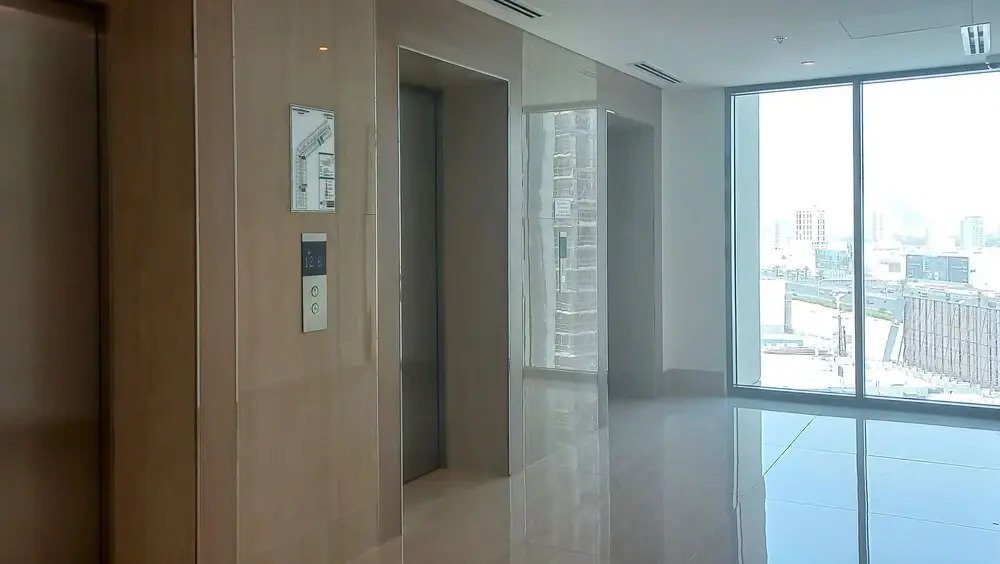 Greek View Studio Farhad Azizi Residence Al Jaddaf