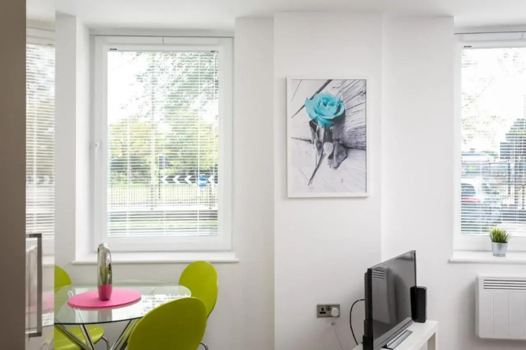 Beautiful 1 bedroom apartment at the iconic Post House Gloucester