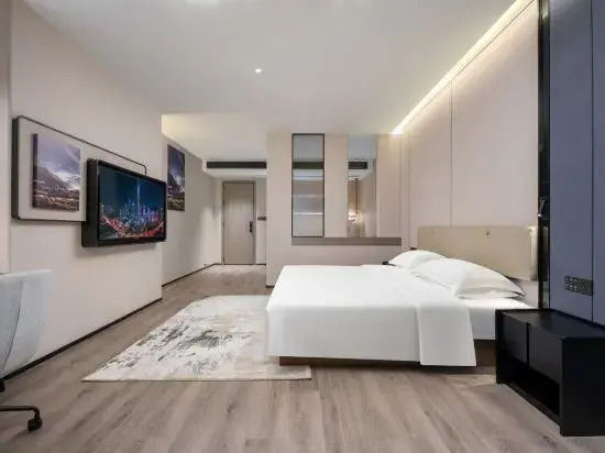 Blue Coast International Hotel (Guangzhou Baiyun Railway Station · Sanyuanli Metro Station)