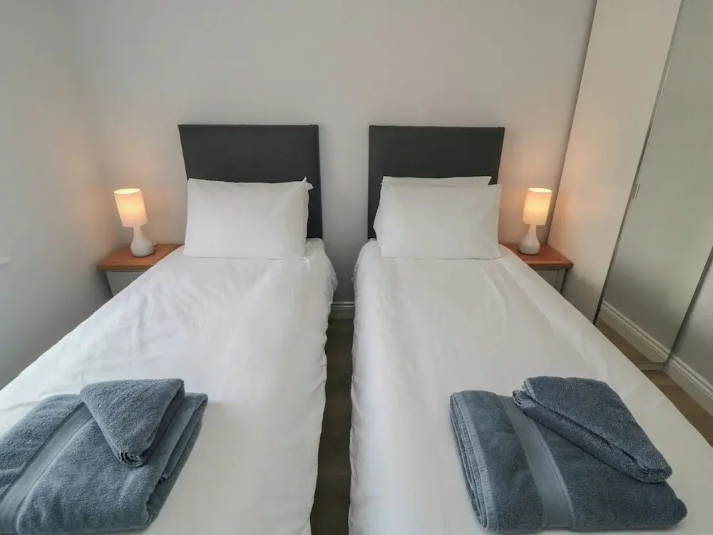 2 Staveley Cottages