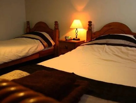 The Angel Inn Pub-Dine & Stay Misson