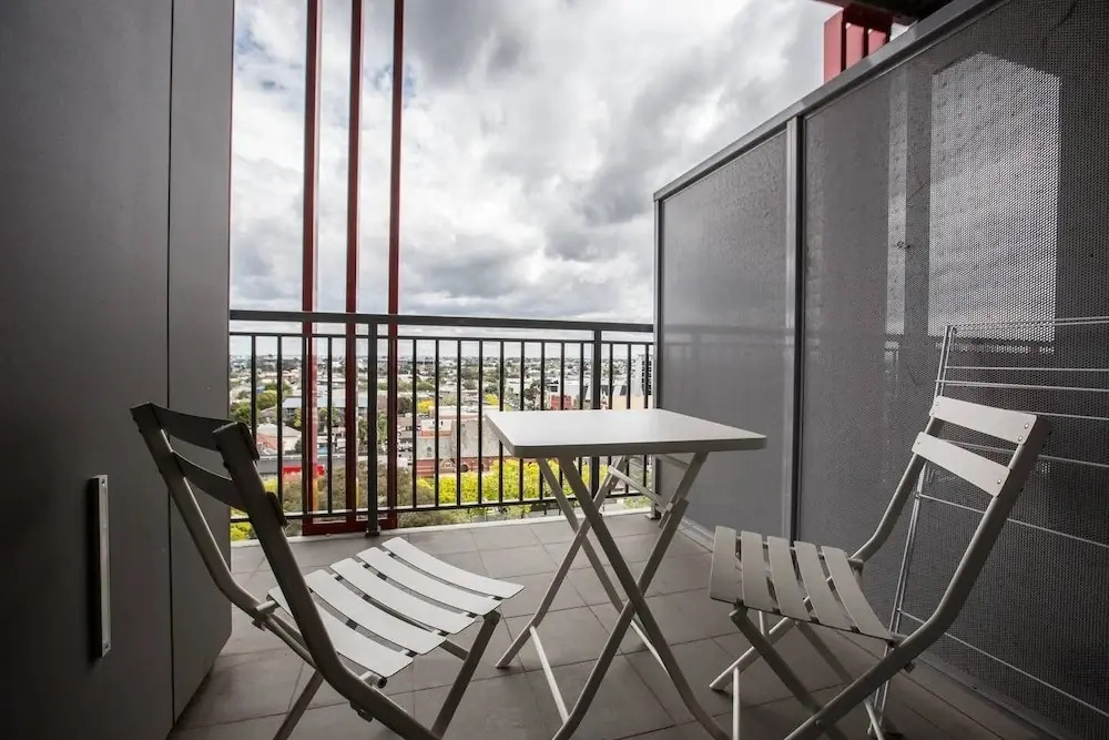 Elegant 2br@footscray Station