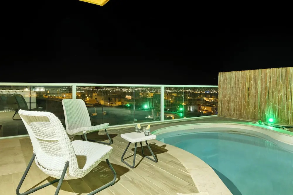 MAMAD - Sea View Beach Penthouse by Sea N' Rent