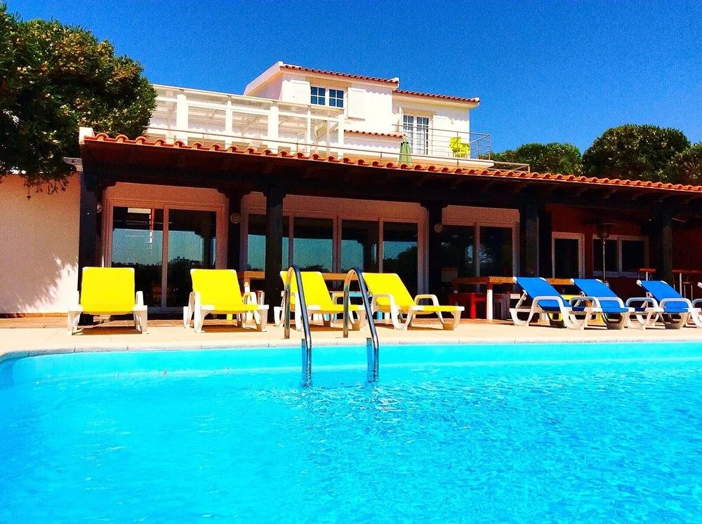 FreeSurfCamp