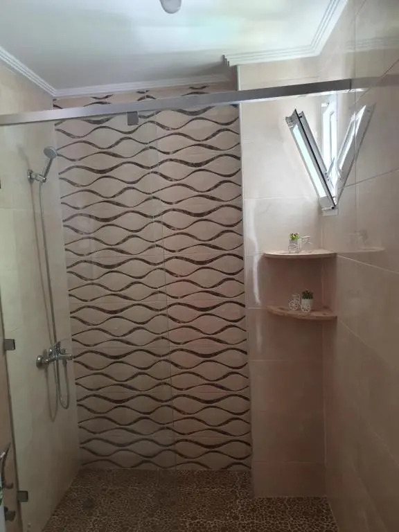 Appartement Avec Piscine, 1min de la Plage