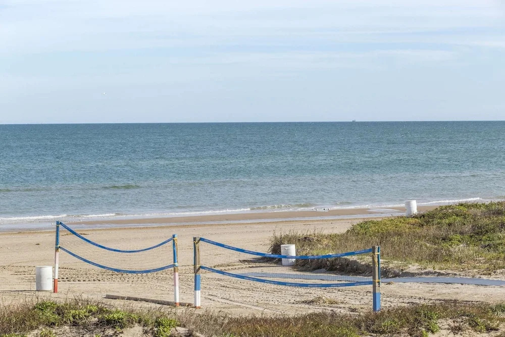 Suntide II Condominium 201