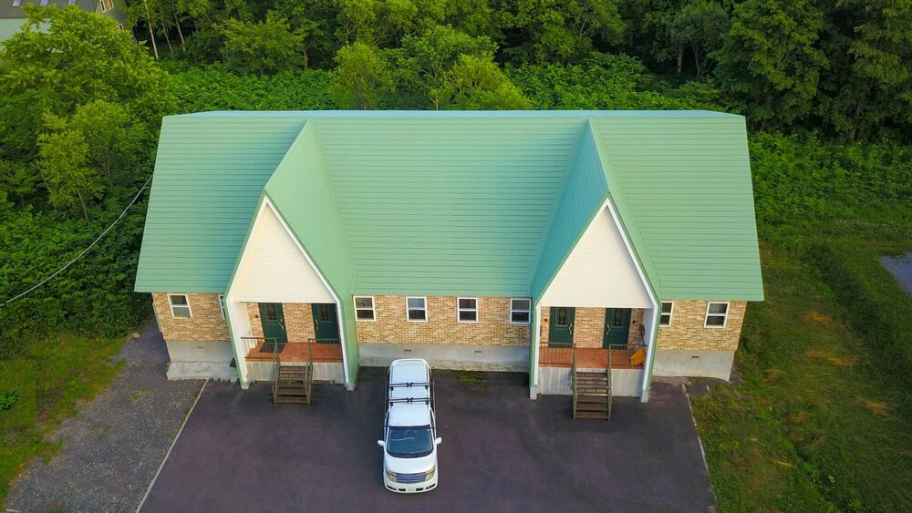 Yotei Townhouse - 2 bedrooms with covered BBQ deck
