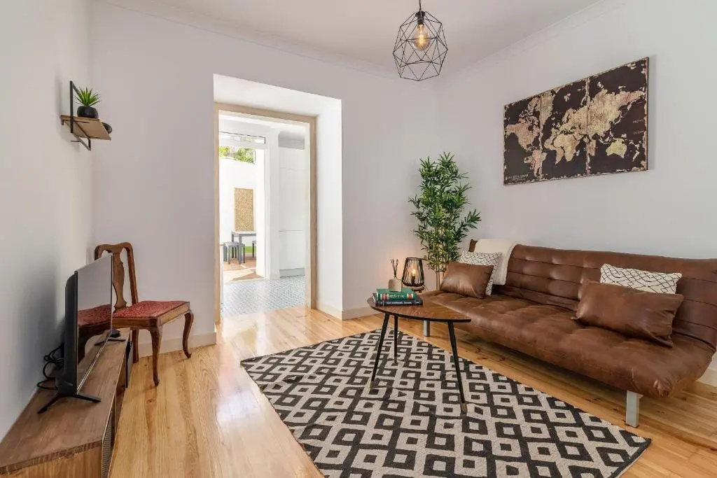 1bd Industrial-Styled Home in Lisbon by GuestReady