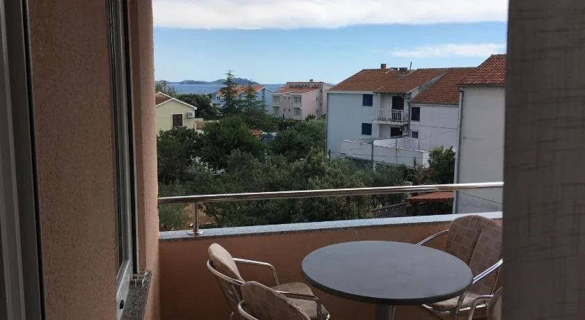 Apartments Aldomar