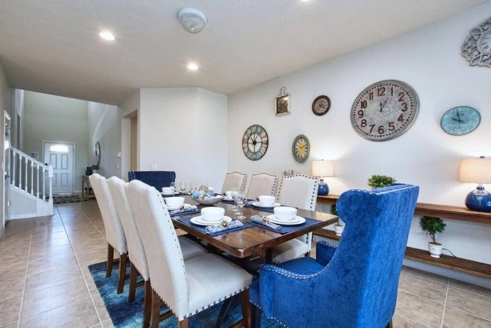 Windsor at Westside-8 Bedrooms House W/pool-3719ww Home