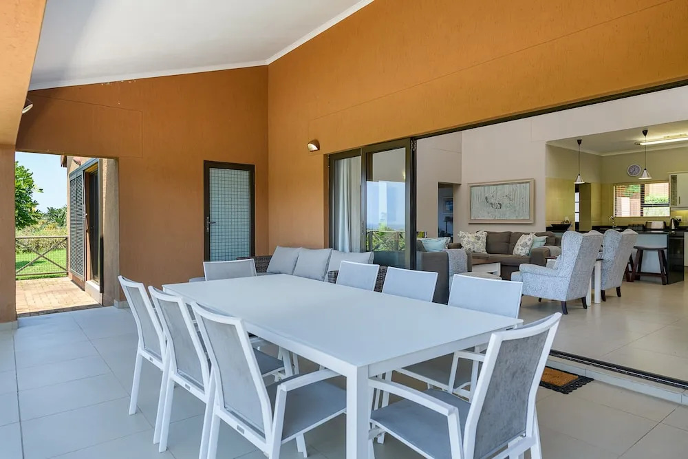 San Lameer Villa Rentals 14321