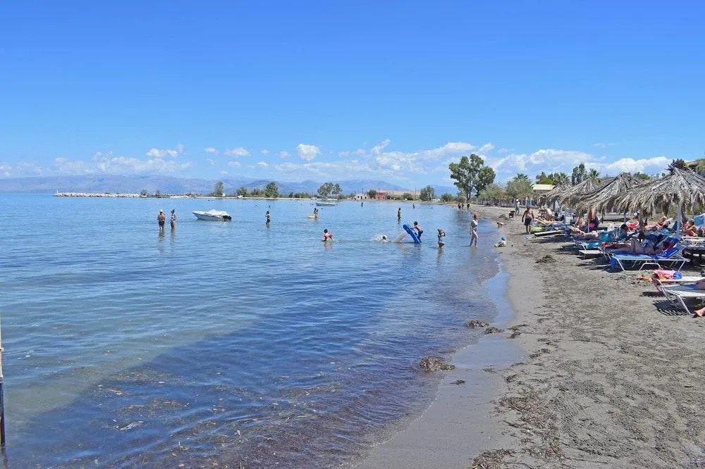 Petrakis Beach