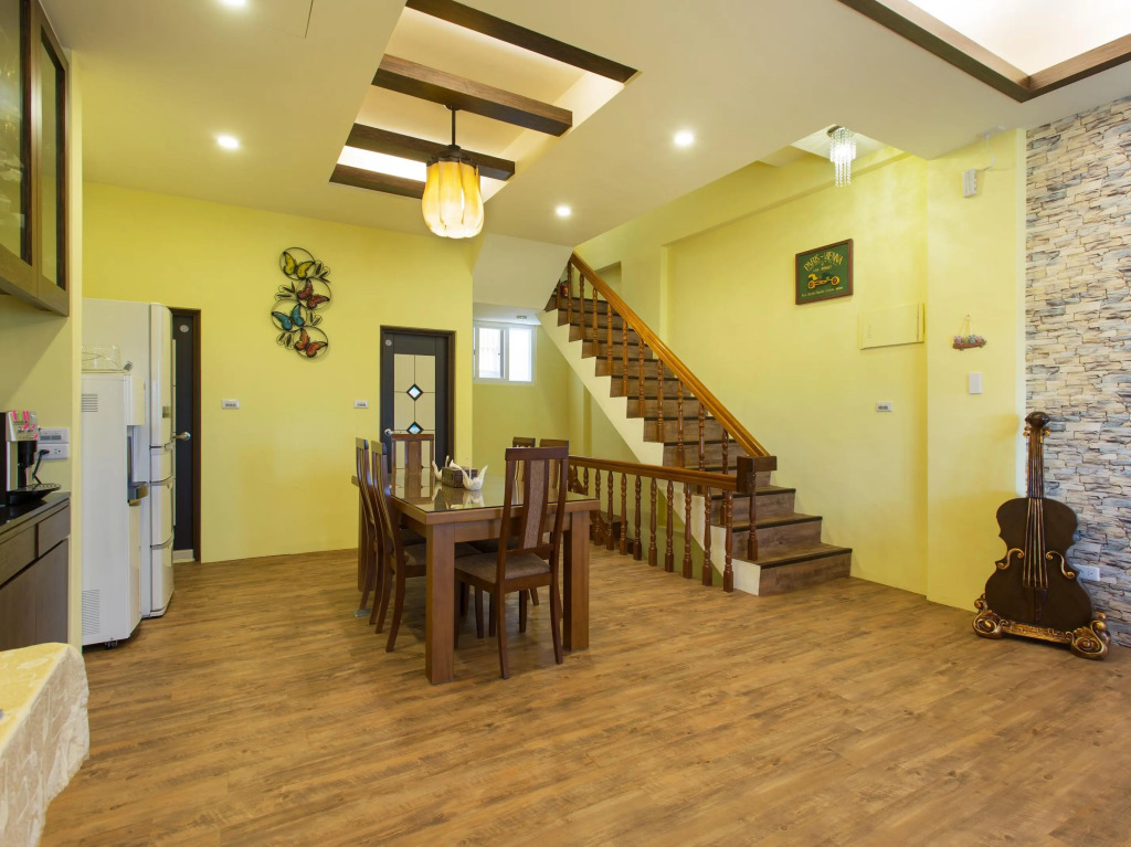 Loving Riverside Bed and Breakfast