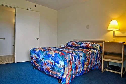 Motel 6 Tampa Downtown