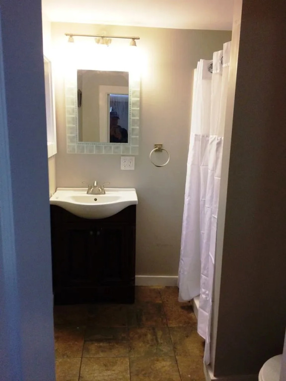 Abalonia Inn