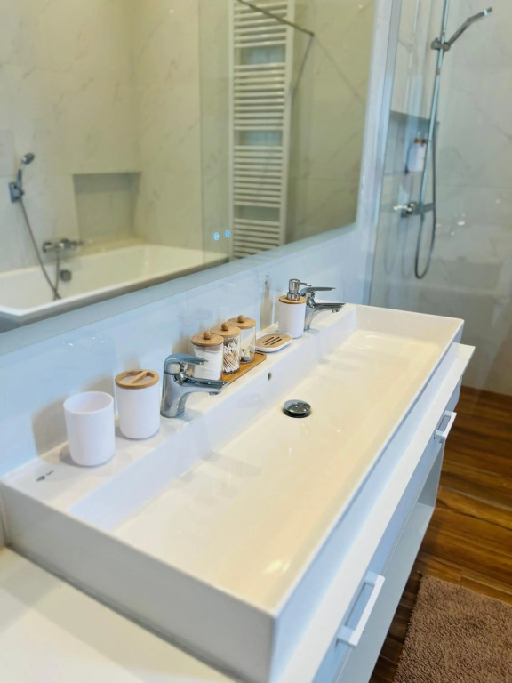 Historical 150 m2 Wenceslas square apartment