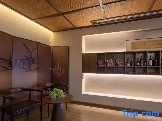 RIDGE Muyinshanling|Song Dynasty Aesthetic Space·Pure Oxygen View Inn (Dukezong Ancient Town)