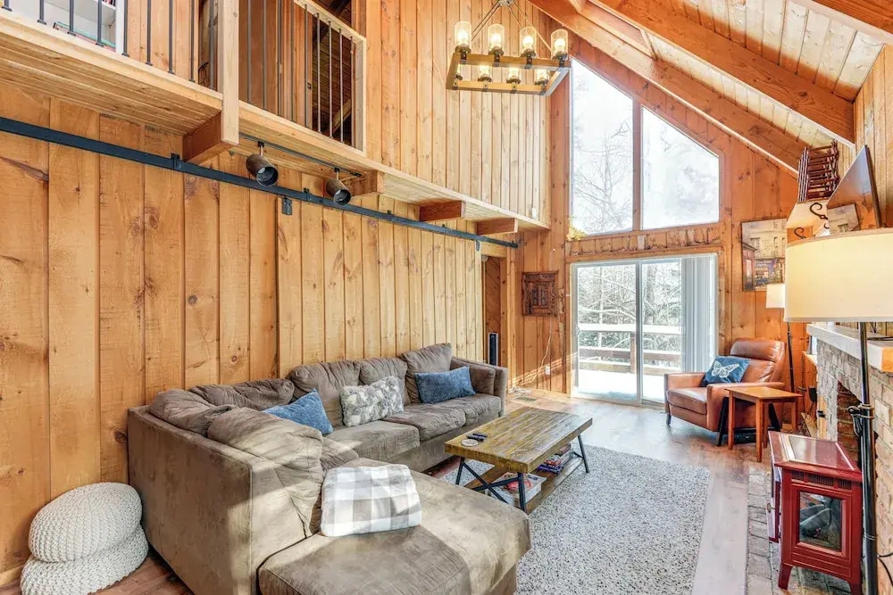 Wilmington Vacation Rental Near Hiking and Skiing!