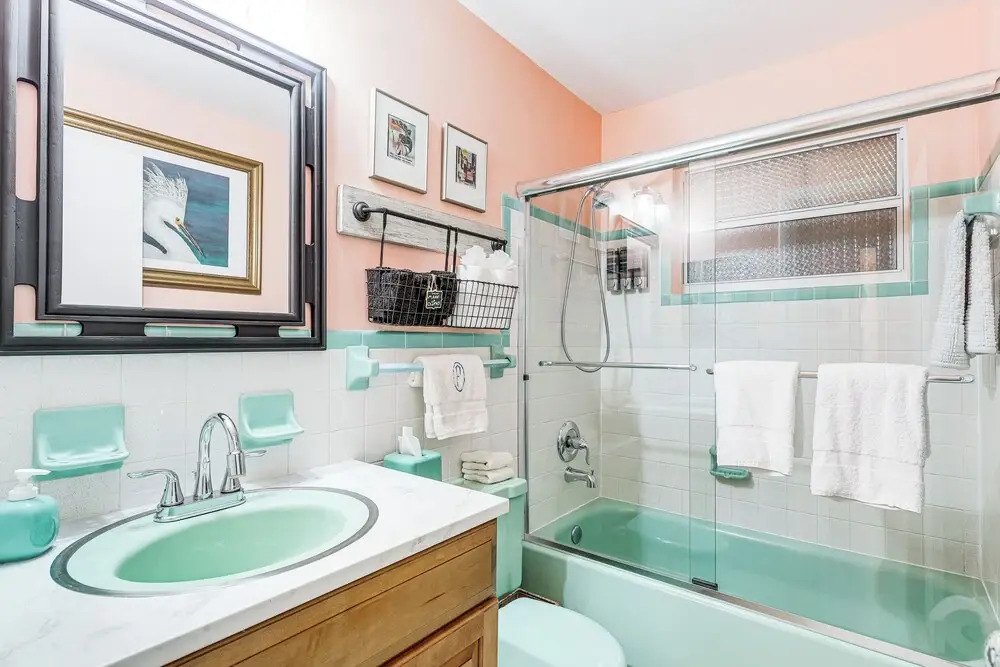 4 Mi to Beaches: Vibrant Stuart Villa w/ Patio