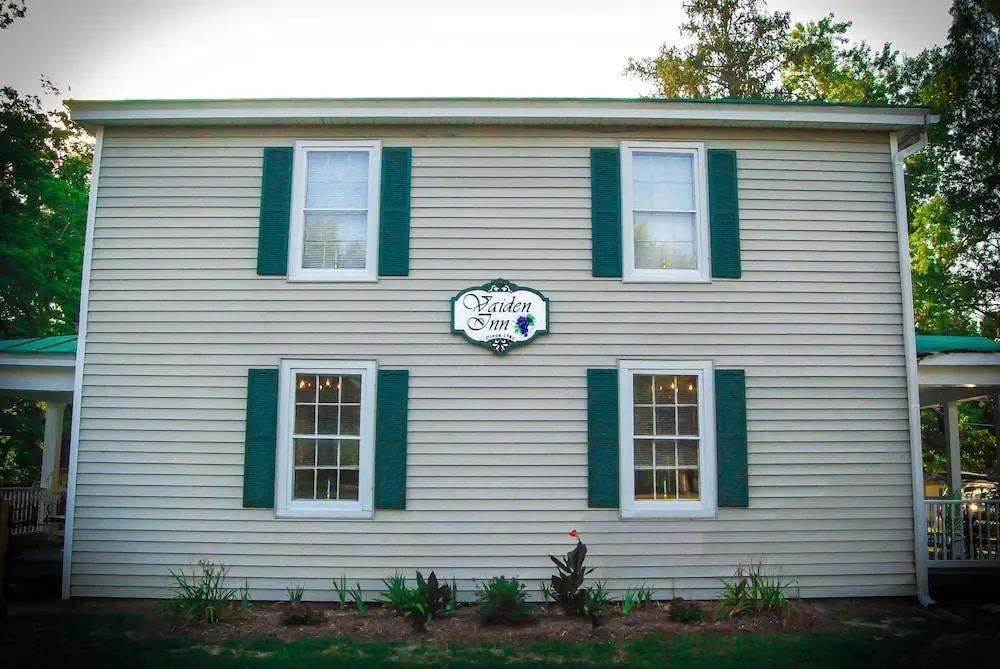 Vaiden Inn