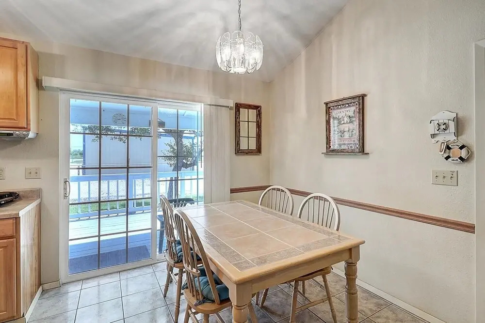 Seashell Memories 2 Bedroom Home by RedAwning