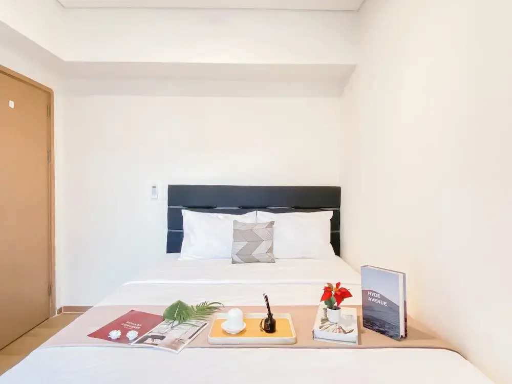 Simple Look 2Br Apartment Meikarta