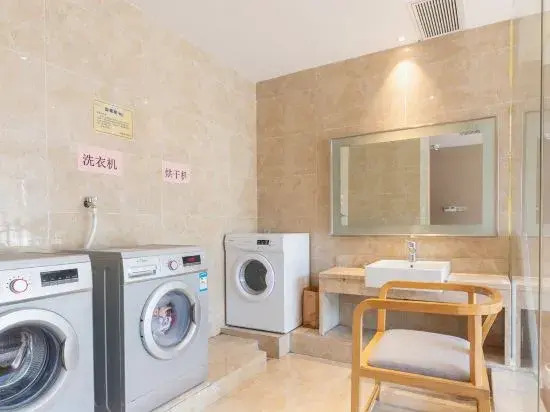 Boyi Mengqin Hotel