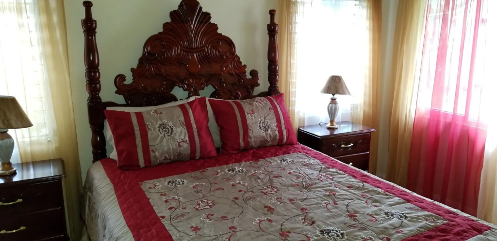 Ocho Rios Villa at Coolshade V
