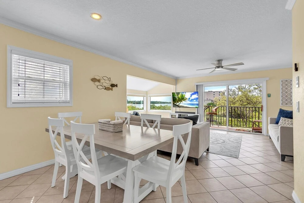 Bayview Villas 101