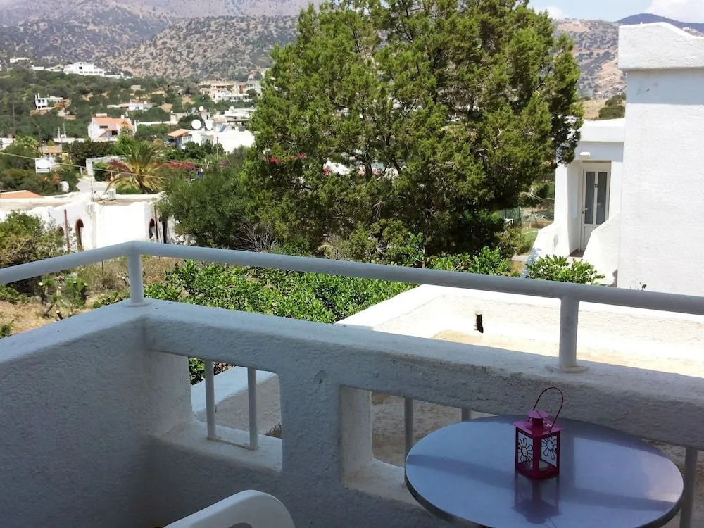 Dimitra Apartments