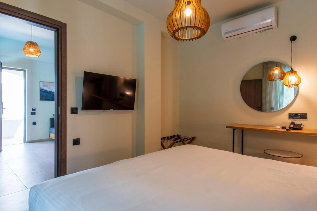 Malena Hotel & Suites