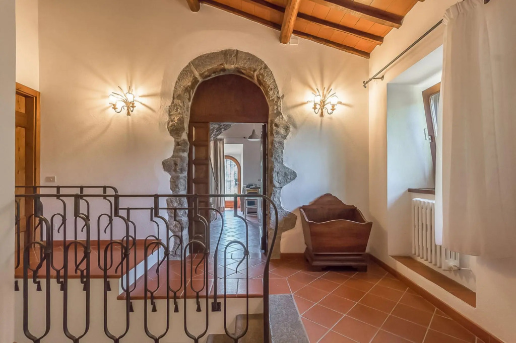 La Torre del Conte, villa with home restaurant, is located in an oasis of peace among the green Umbr-La Torre del Conte
