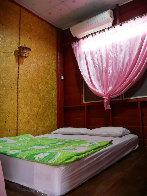 World Homestay