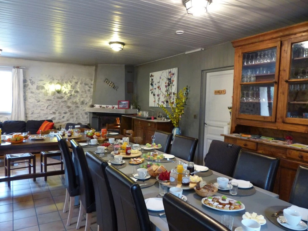 Cottage 6 -8 People is 20km From Gap and 7km From Tallard Airfield