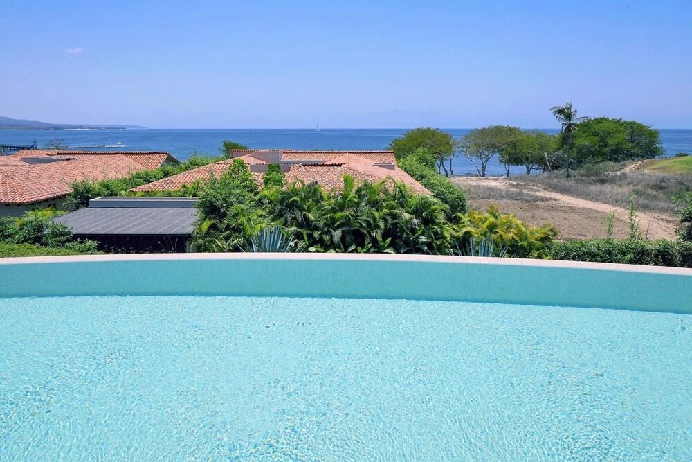 Sunny Vacation Villa 69