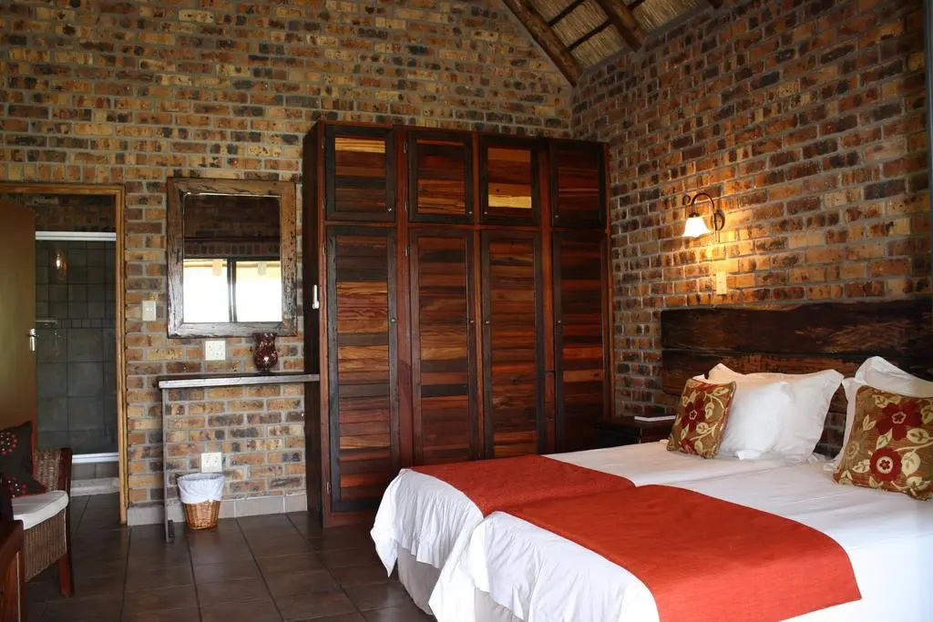 Gomo Gomo Game Lodge