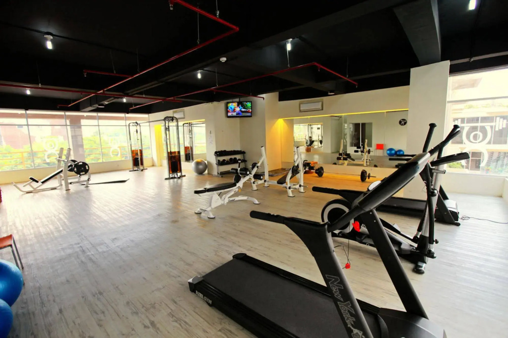 Centro City Service Apartment
