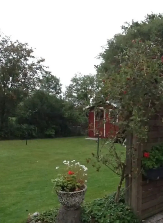 Long Comfortable Holiday Residence