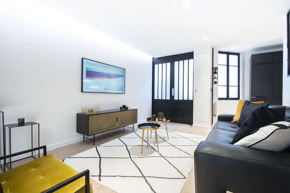 Luxury Townhouse - Eiffel tower