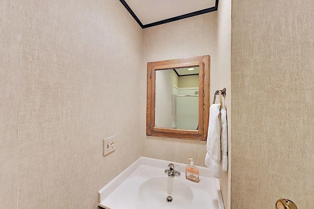 2581aswa 3 Bedroom Townhouse