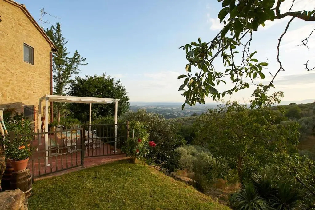 Villa Vestra in Vinci holiday home