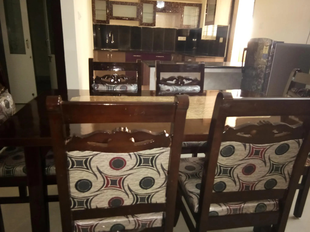 Fresh Living Prime Hitech Service Apartments