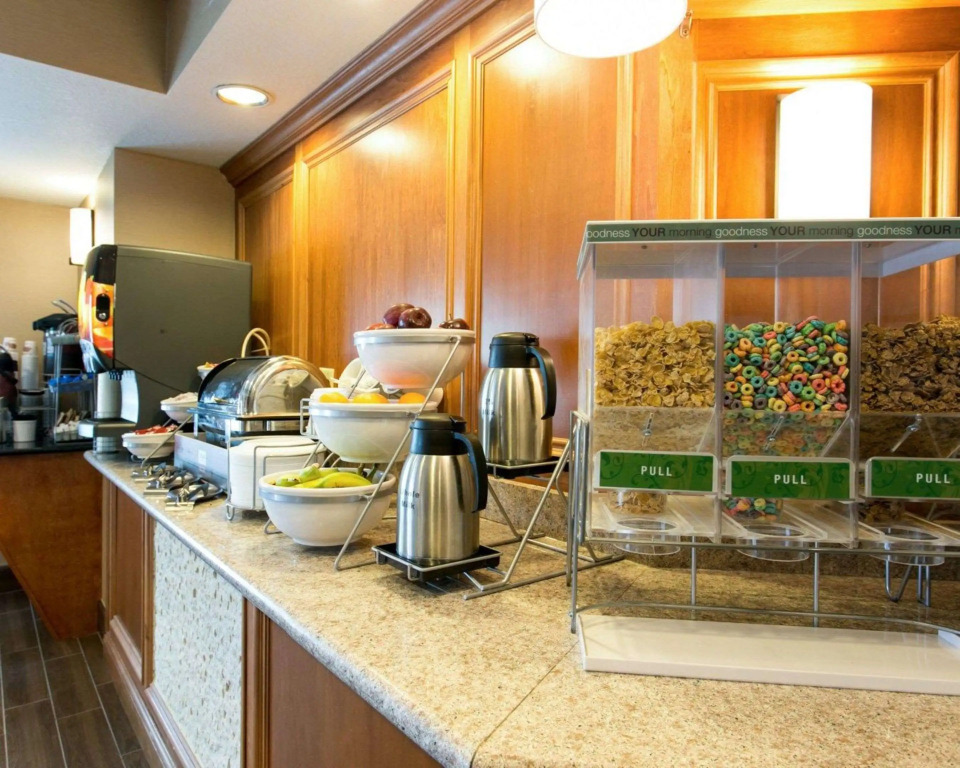 Comfort Suites Benton Harbor - St Joseph