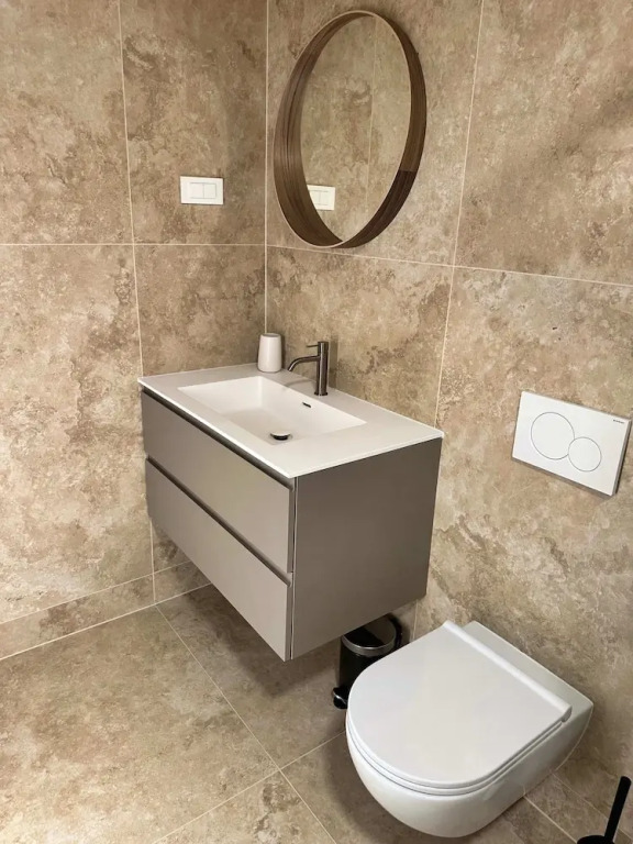 Garden Residence - Premium Downtown Apartment