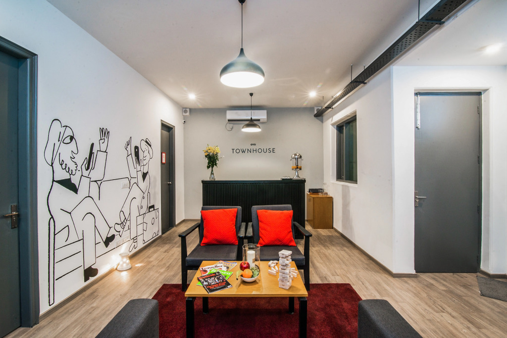 OYO Rooms Near Galleria Market