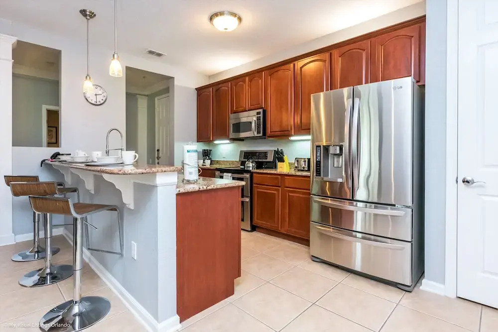 5049 Shoreway Loop #201