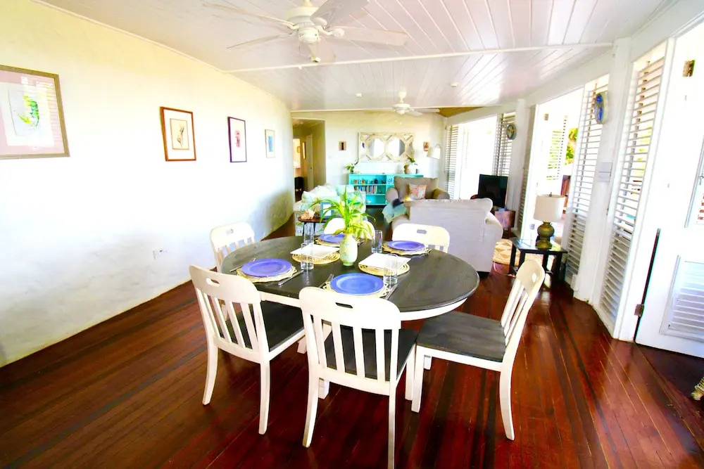 Hummingbird Villa - Tropical 3 bedroom Villa with Panoramic Views 3 Home by RedAwning