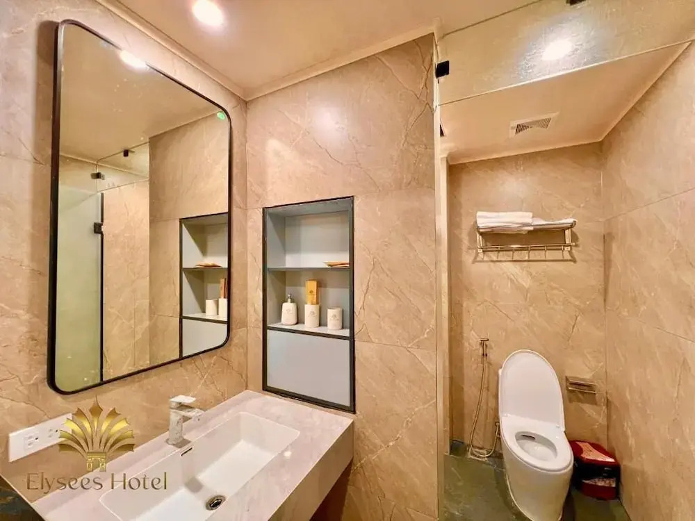 Elysees Hotel