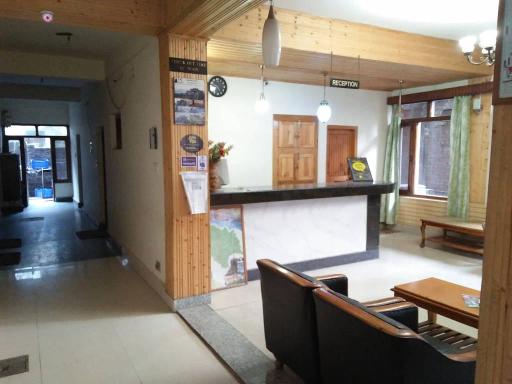 CS Shhandella Hotel