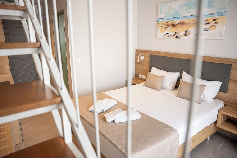 Maltepe Luxury Accommodation By Travelpro Services